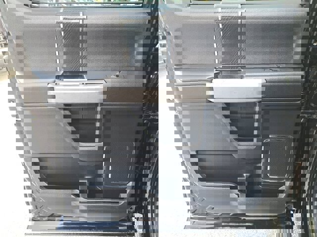 Certified 2021 Ford F450 Platinum w/ FX4 Off-Road Package image 13