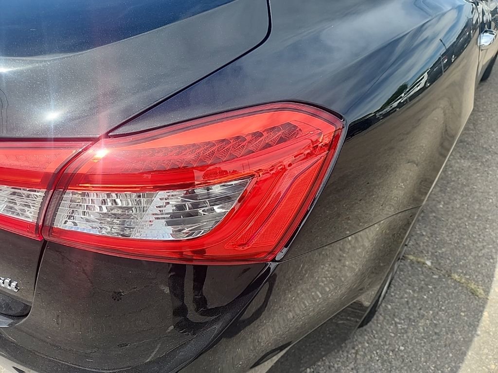 Used 2015 Maserati Ghibli image 14