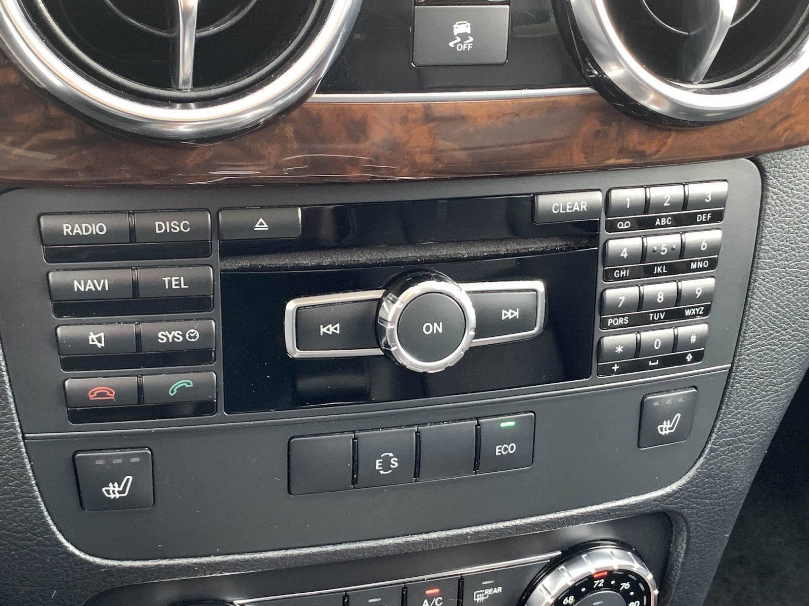Used 2013 Mercedes-Benz GLK 350 4MATIC image 25