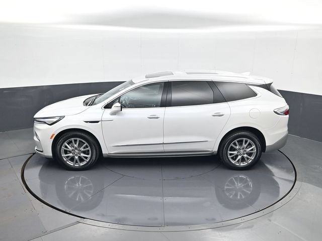 Used 2023 Buick Enclave Essence w/ Experience Buick Package AWD/4WD image 21