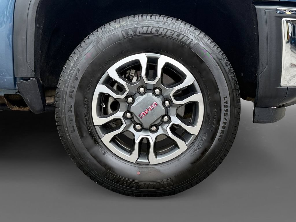 Used 2024 GMC Sierra 3500 SLE w/ SLE Convenience Package AWD/4WD image 8