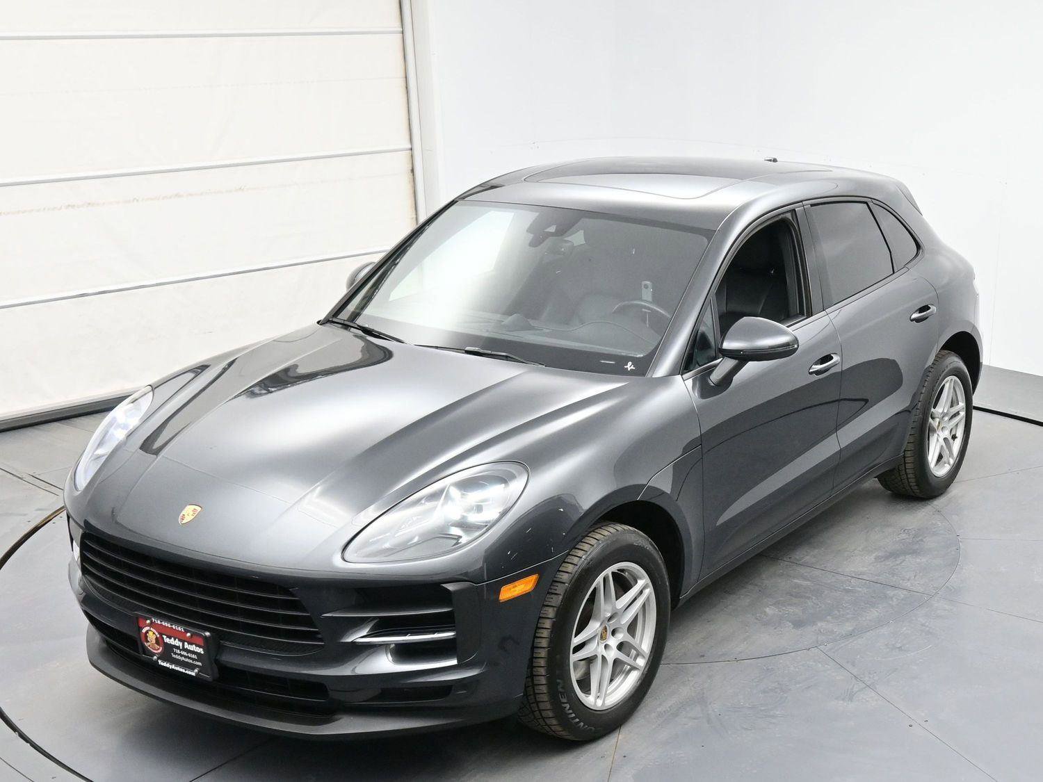 Used 2019 Porsche Macan AWD/4WD image 33