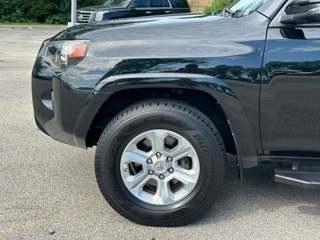 Used 2019 Toyota 4Runner SR5 Premium AWD/4WD image 11