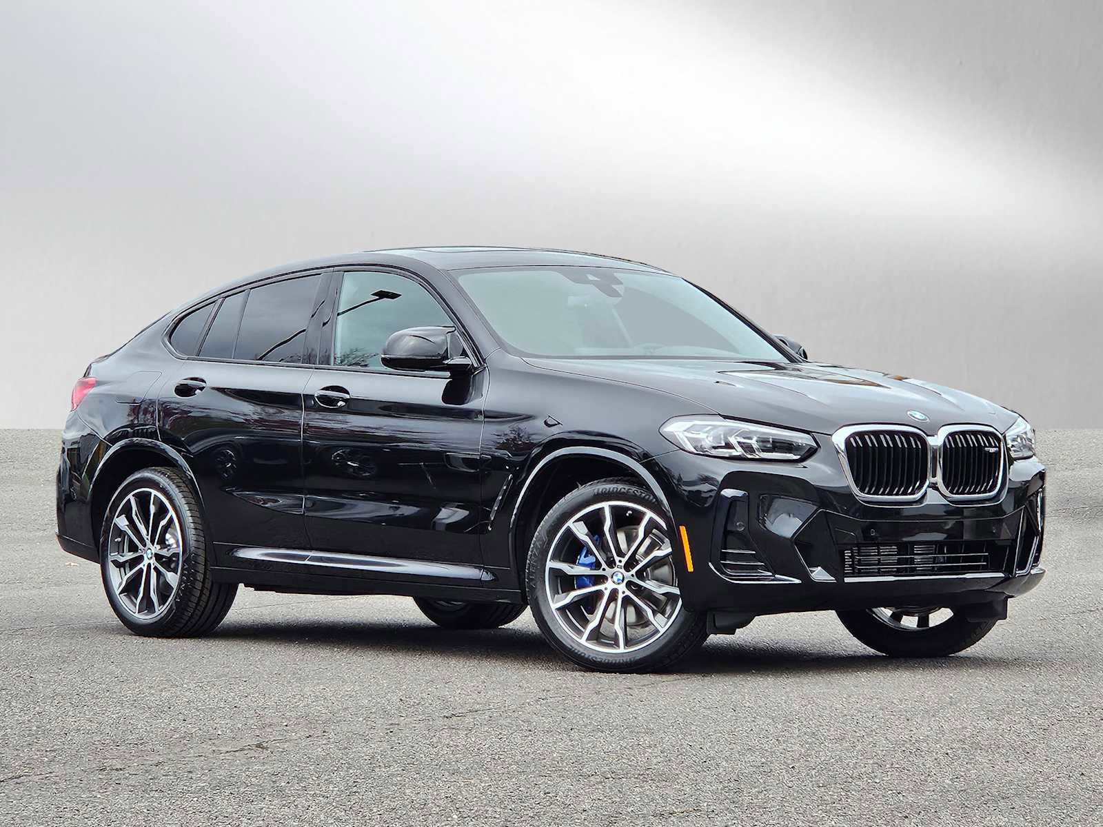 New 2025 BMW X4 M40i w/ Premium Package