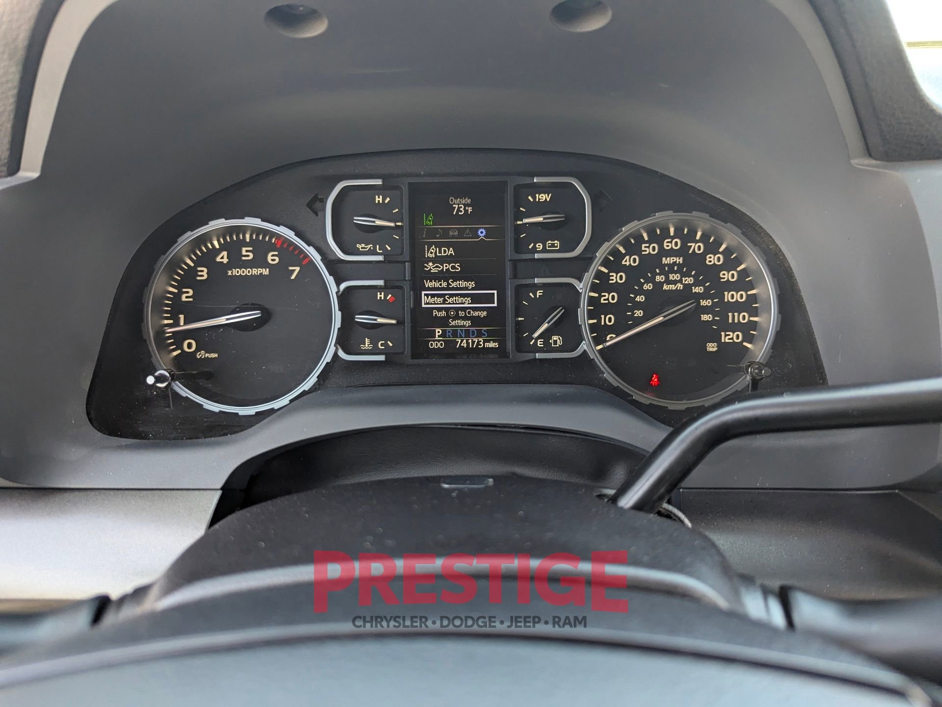 Used 2018 Toyota Tundra SR5 AWD/4WD image 15