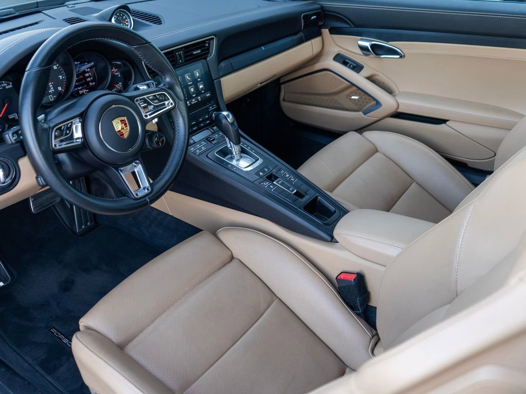 Used 2017 Porsche 911 Targa 4 GTS image 5