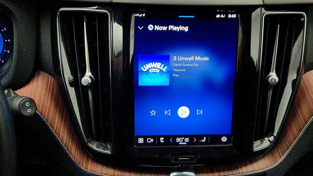 Used 2023 Volvo XC60 B5 Plus w/ Protection Package Premier AWD/4WD image 19