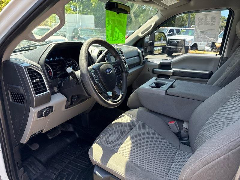 Used 2018 Ford F250 XLT w/ Snow Plow Prep Package AWD/4WD image 6