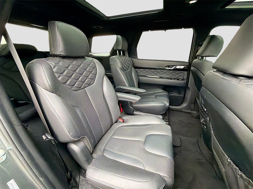 Used 2022 Hyundai Palisade Calligraphy image 30