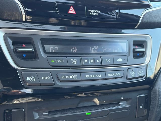 Used 2021 Honda Pilot Touring image 27