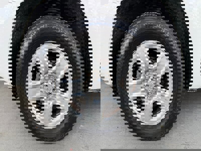 Used 2006 Toyota RAV4 2WD image 34