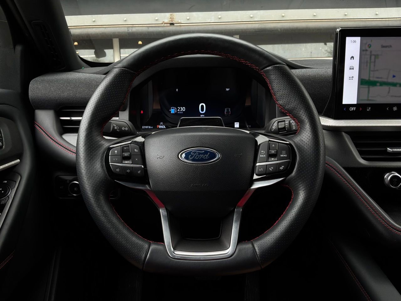 Used 2025 Ford Explorer ST-Line w/ ST-Line Street Pack AWD/4WD image 35