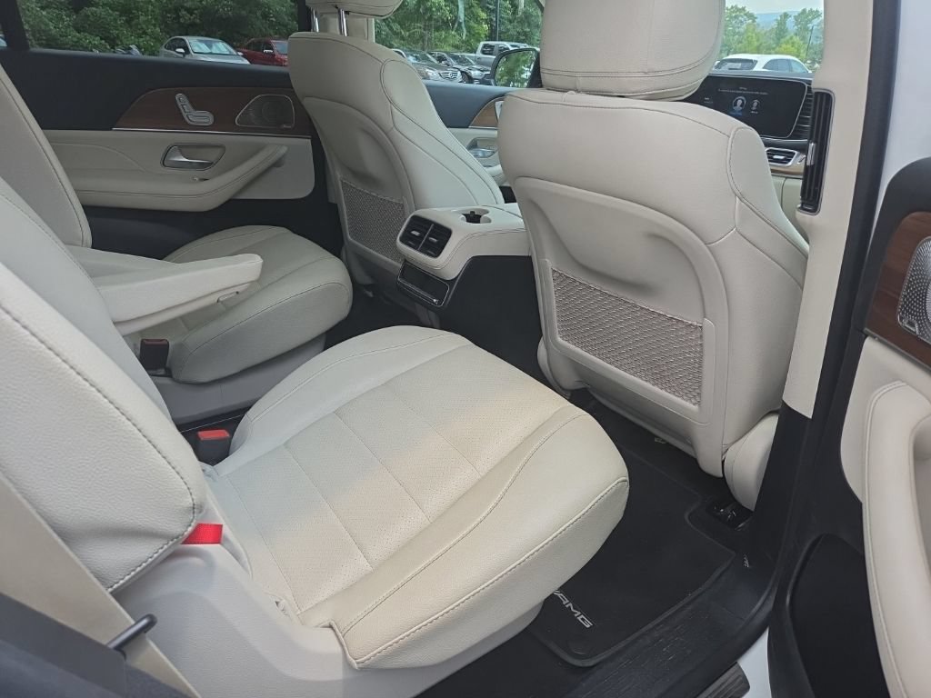 Certified 2023 Mercedes-Benz GLS 450 4MATIC image 11