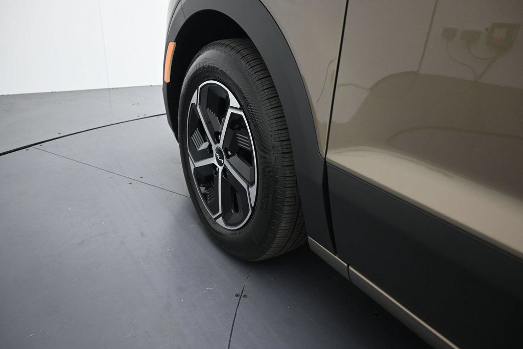 New 2027 Kia Niro LX FWD image 12