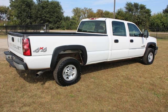 Used 2006 Chevrolet Silverado 2500 W/T w/ Heavy-Duty Power Package image 5