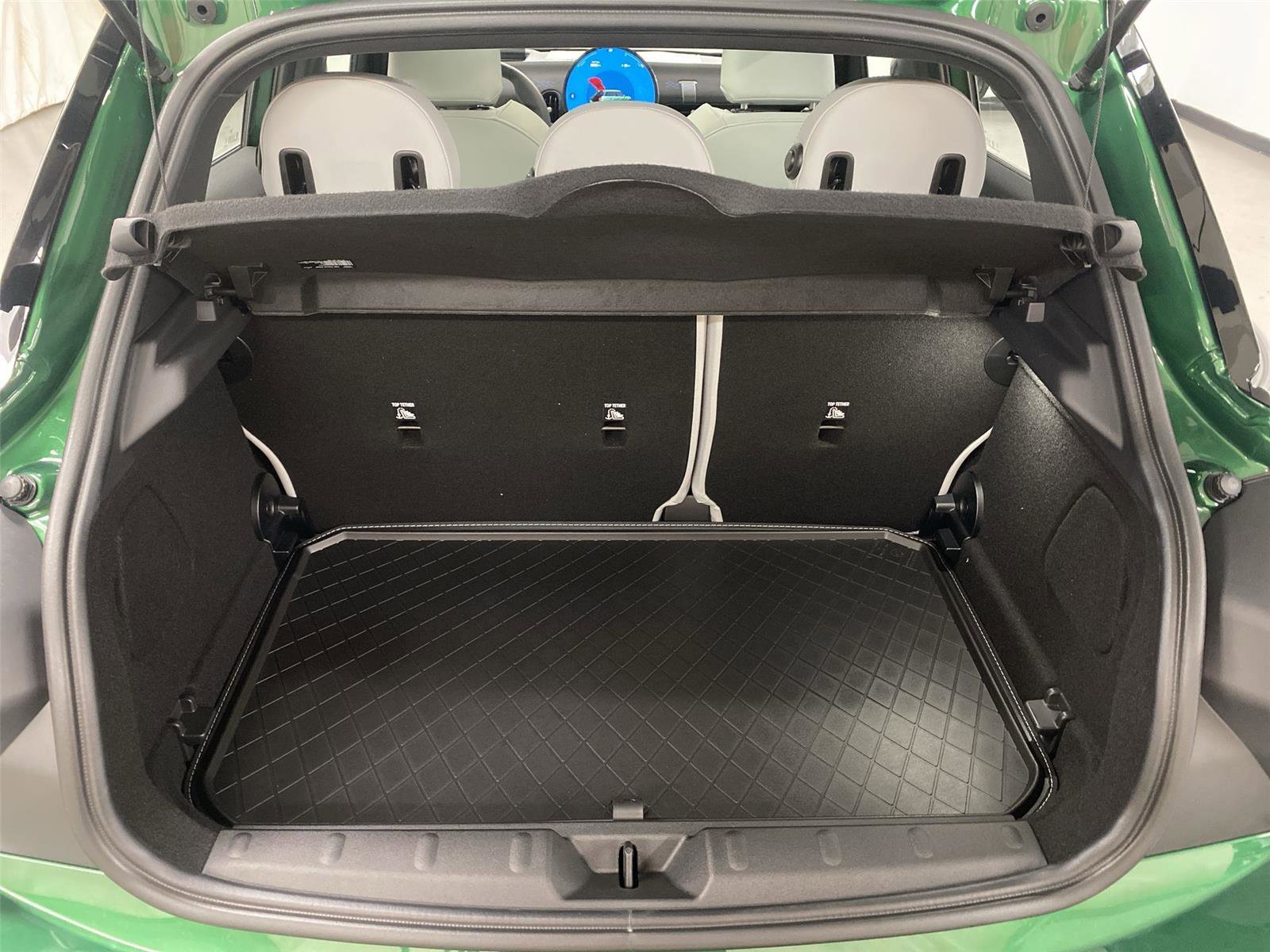 New 2026 MINI Cooper 4-Door Hardtop FWD image 25