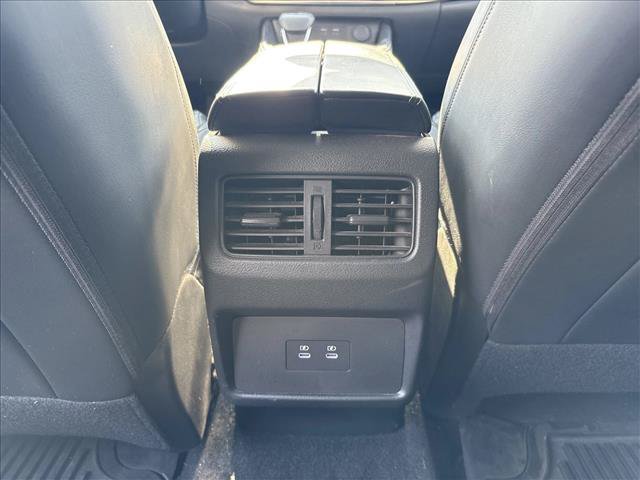 Used 2025 Nissan Rogue Platinum FWD image 22
