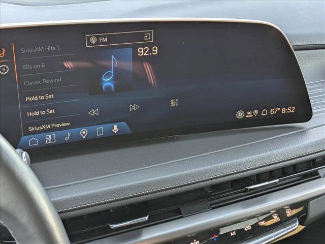 Used 2025 Cadillac XT4 Premium Luxury FWD image 12