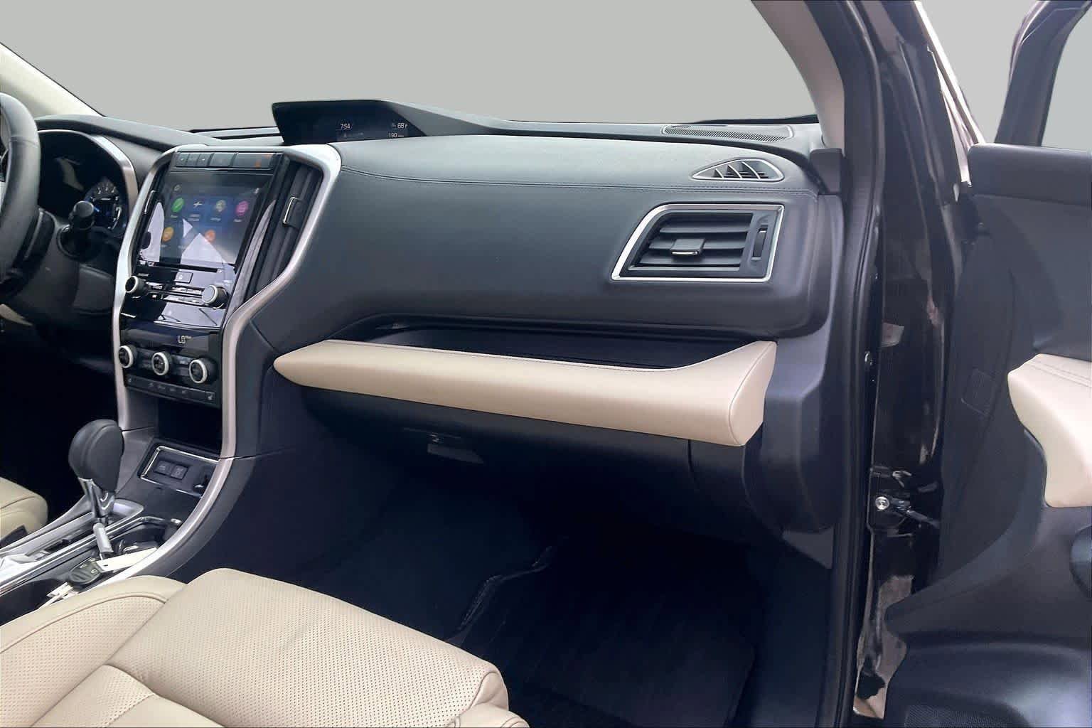Used 2019 Subaru Ascent Limited w/ Popular Package #2 AWD/4WD image 18