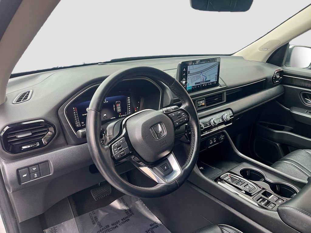 Used 2023 Honda Pilot Elite image 9