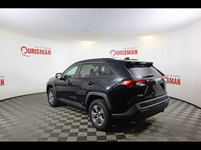 Used 2023 Toyota RAV4 LE image 9
