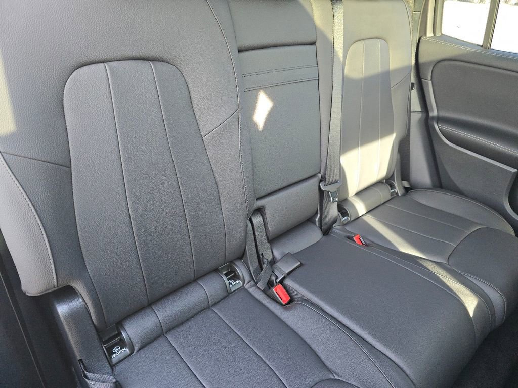 New 2026 Mercedes-Benz GLB 250 4MATIC image 21