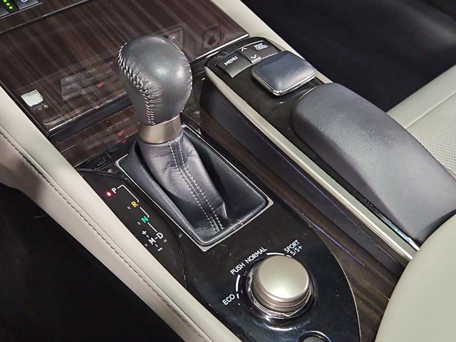Used 2013 Lexus GS 350 w/ Luxury Pkg RWD image 12