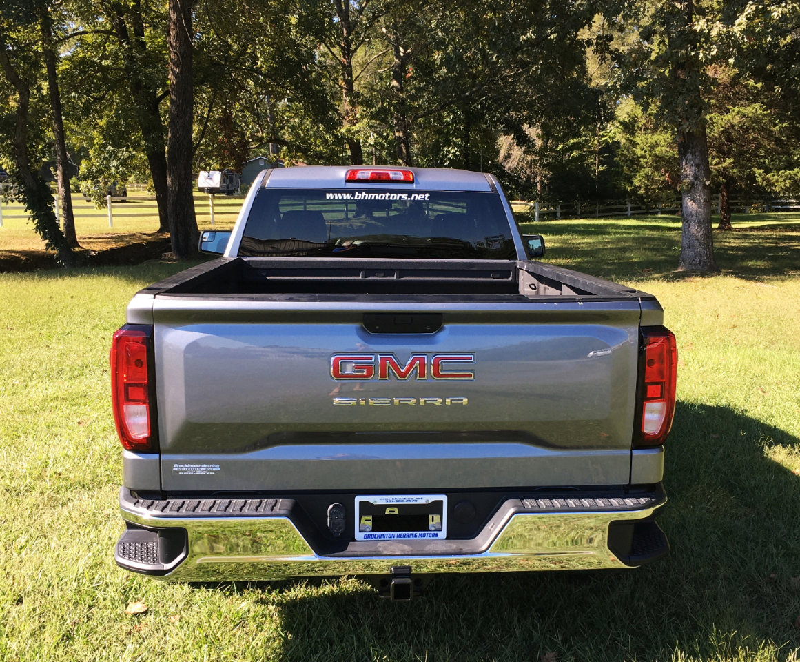 Used 2020 GMC Sierra 1500 4x4 Regular Cab w/ Sierra Value Package image 4