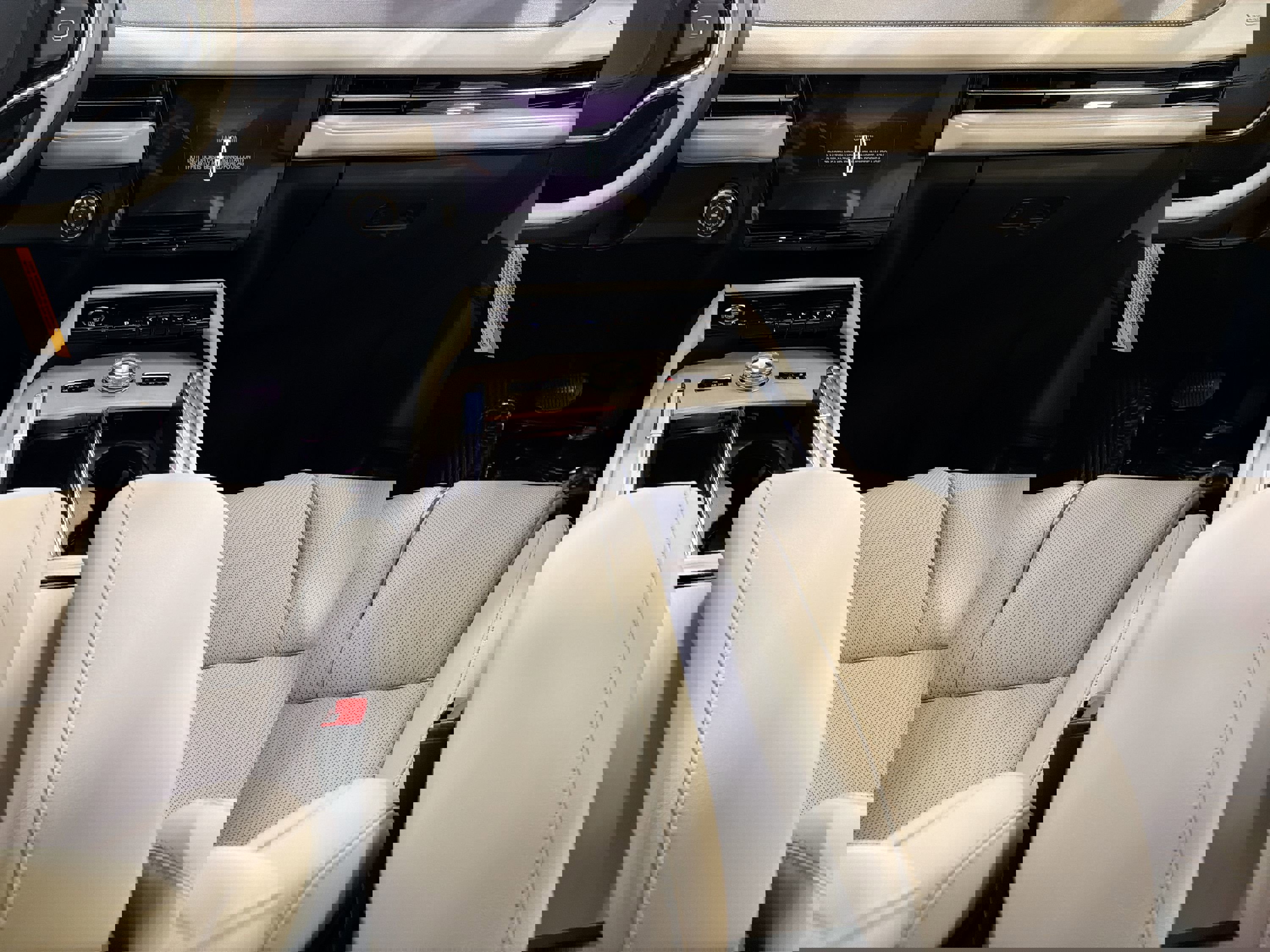 New 2026 Lincoln Navigator L Premier image 22