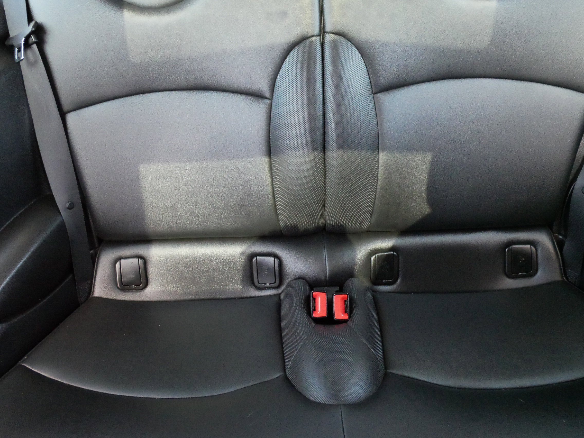Used 2011 MINI Cooper Hardtop FWD image 13