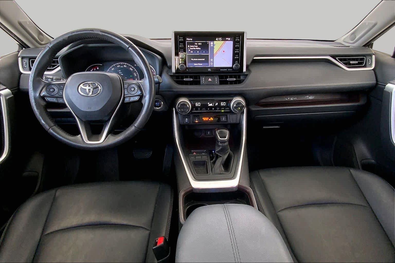 Used 2020 Toyota RAV4 Limited FWD image 16