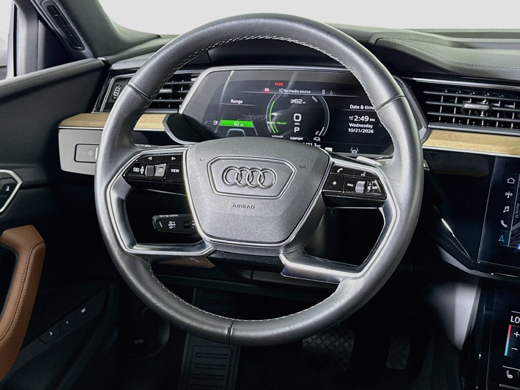 Used 2024 Audi Q8 e-tron Premium Plus AWD/4WD image 10