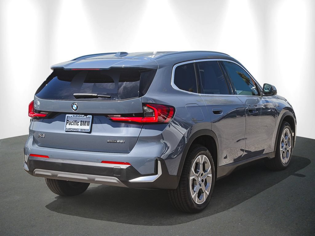Used 2023 BMW X1 xDrive28i w/ Convenience Package AWD/4WD image 6