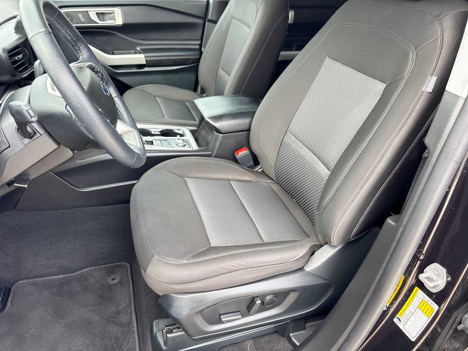 Certified 2023 Ford Explorer XLT AWD/4WD image 15