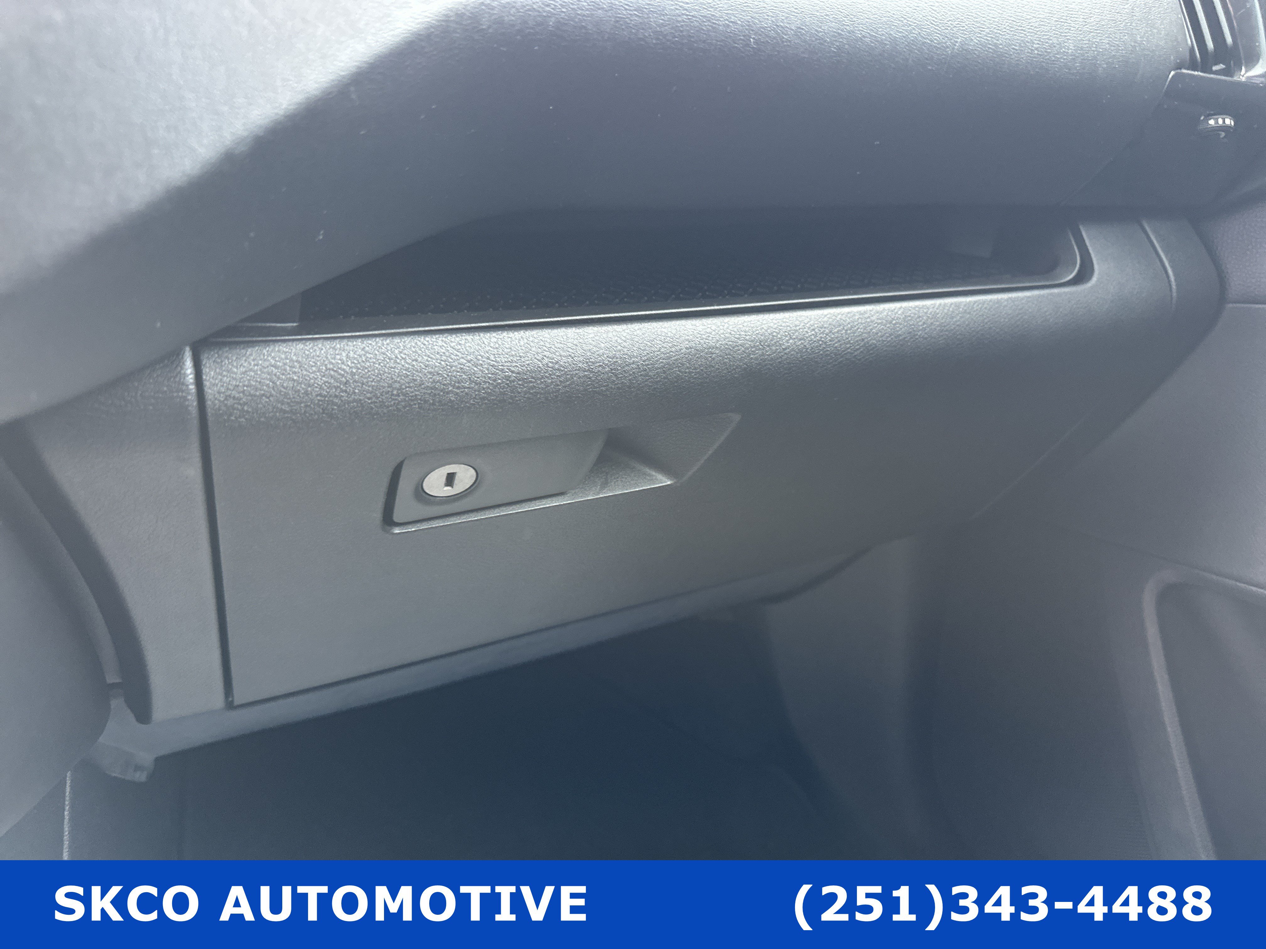 Used 2022 Nissan Pathfinder SV FWD image 24