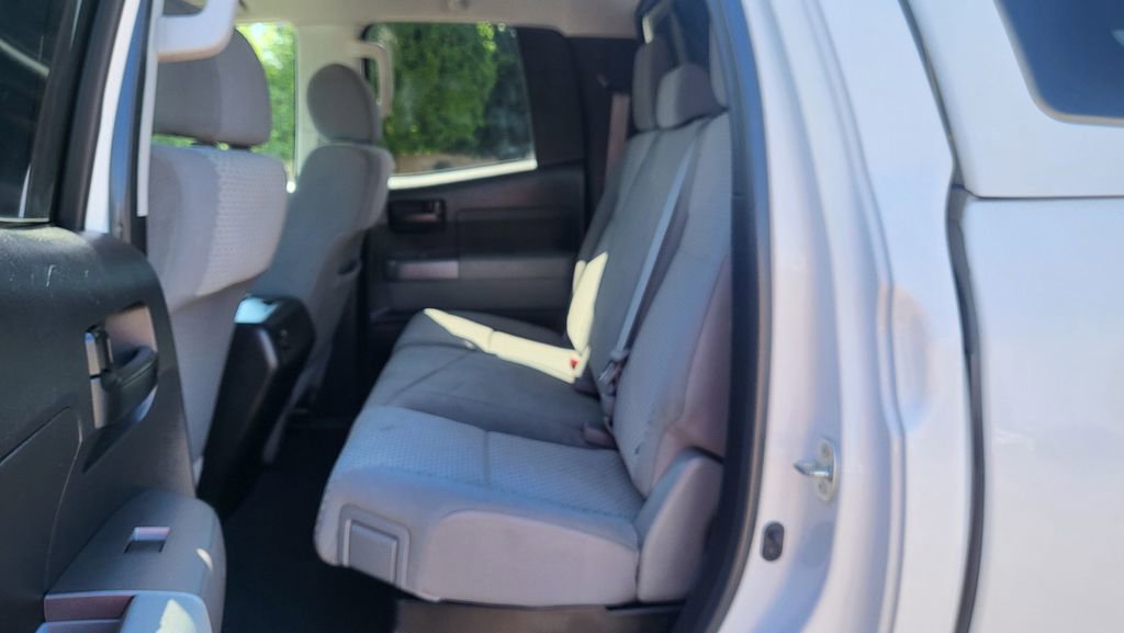 Used 2013 Toyota Tundra 4x4 Double Cab w/ SR5 Pkg image 22