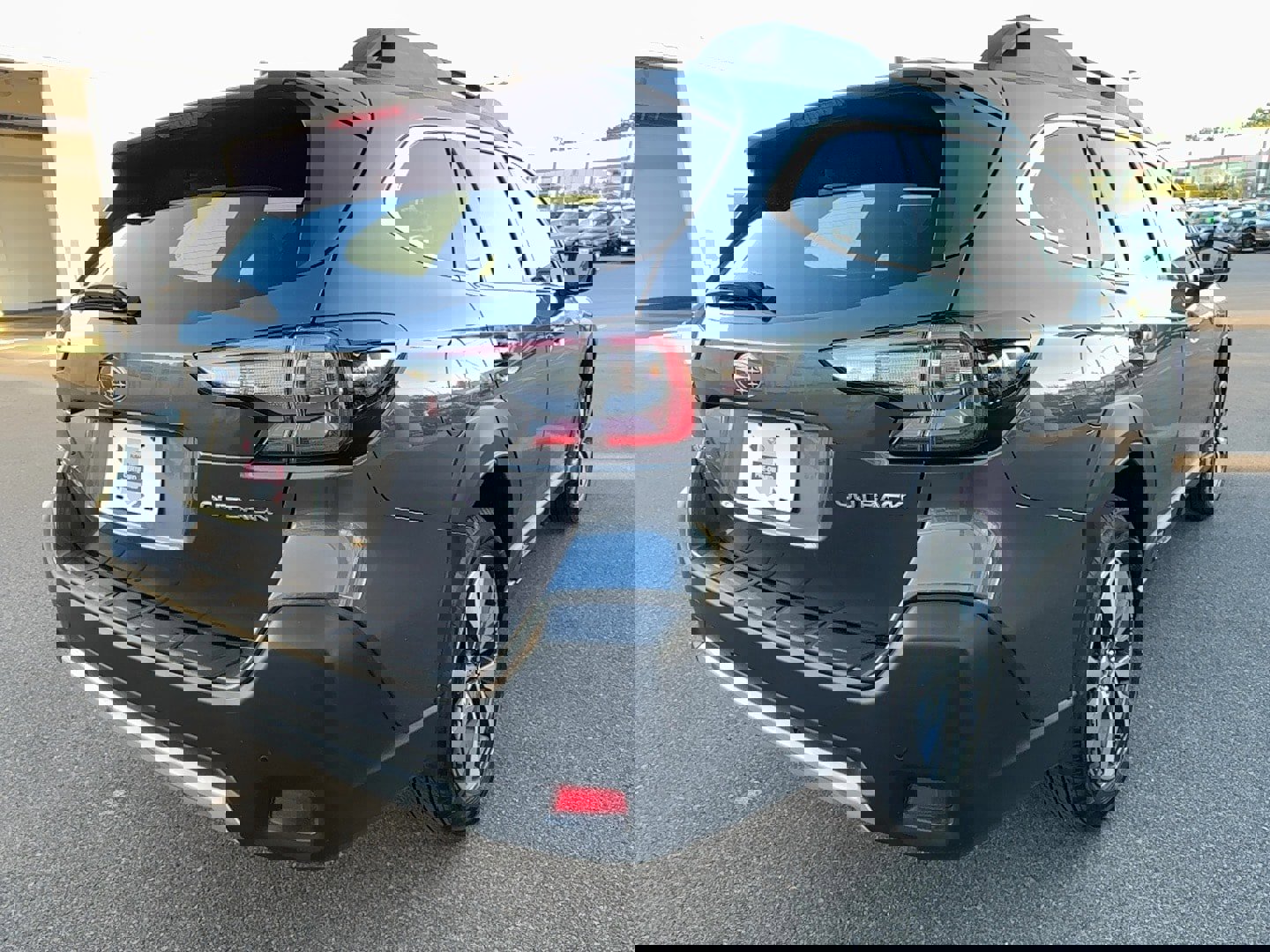 Certified 2025 Subaru Outback Limited w/ Popular Package #2 image 8