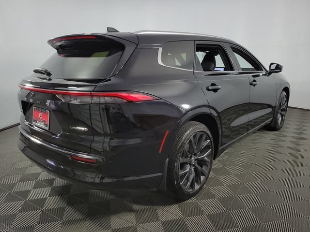 Used 2025 Toyota Crown Signia AWD/4WD image 10