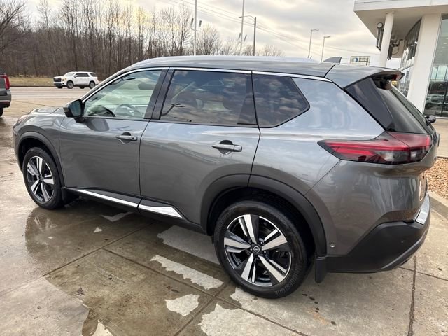 Used 2023 Nissan Rogue SL w/ SL Premium Package image 3