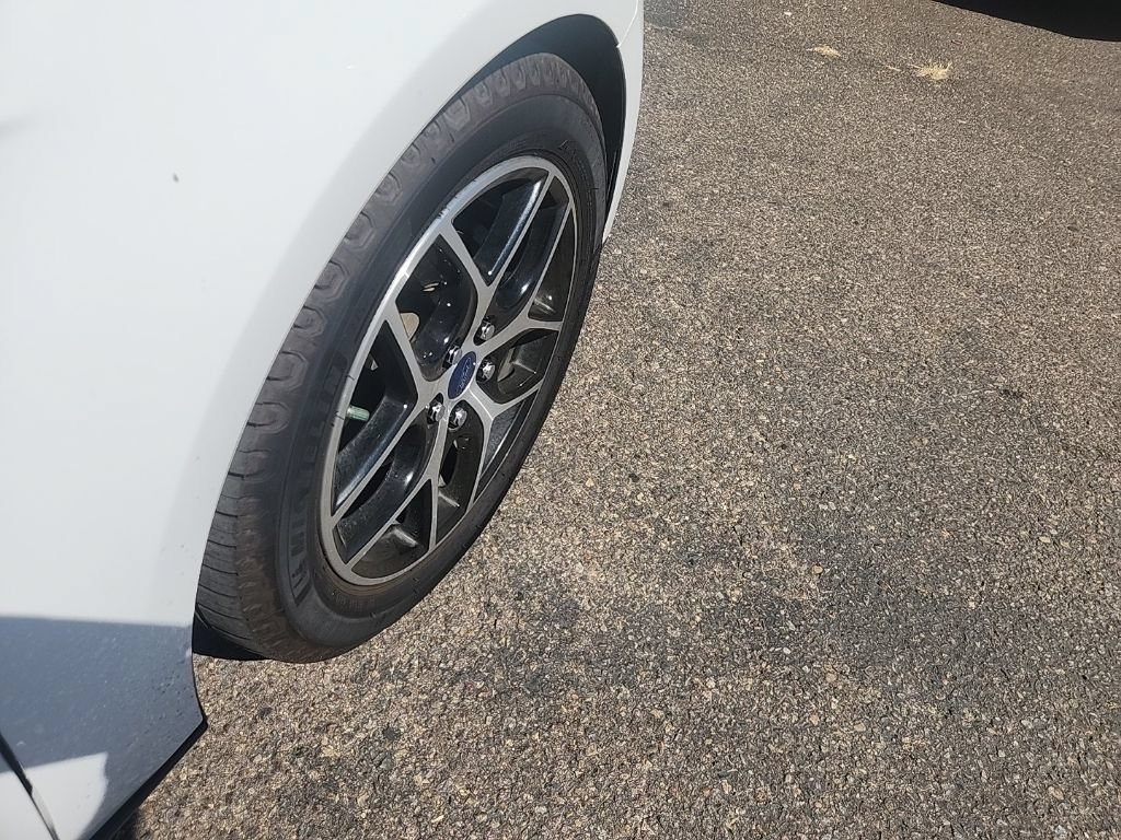 Used 2018 Ford Focus SEL FWD image 15