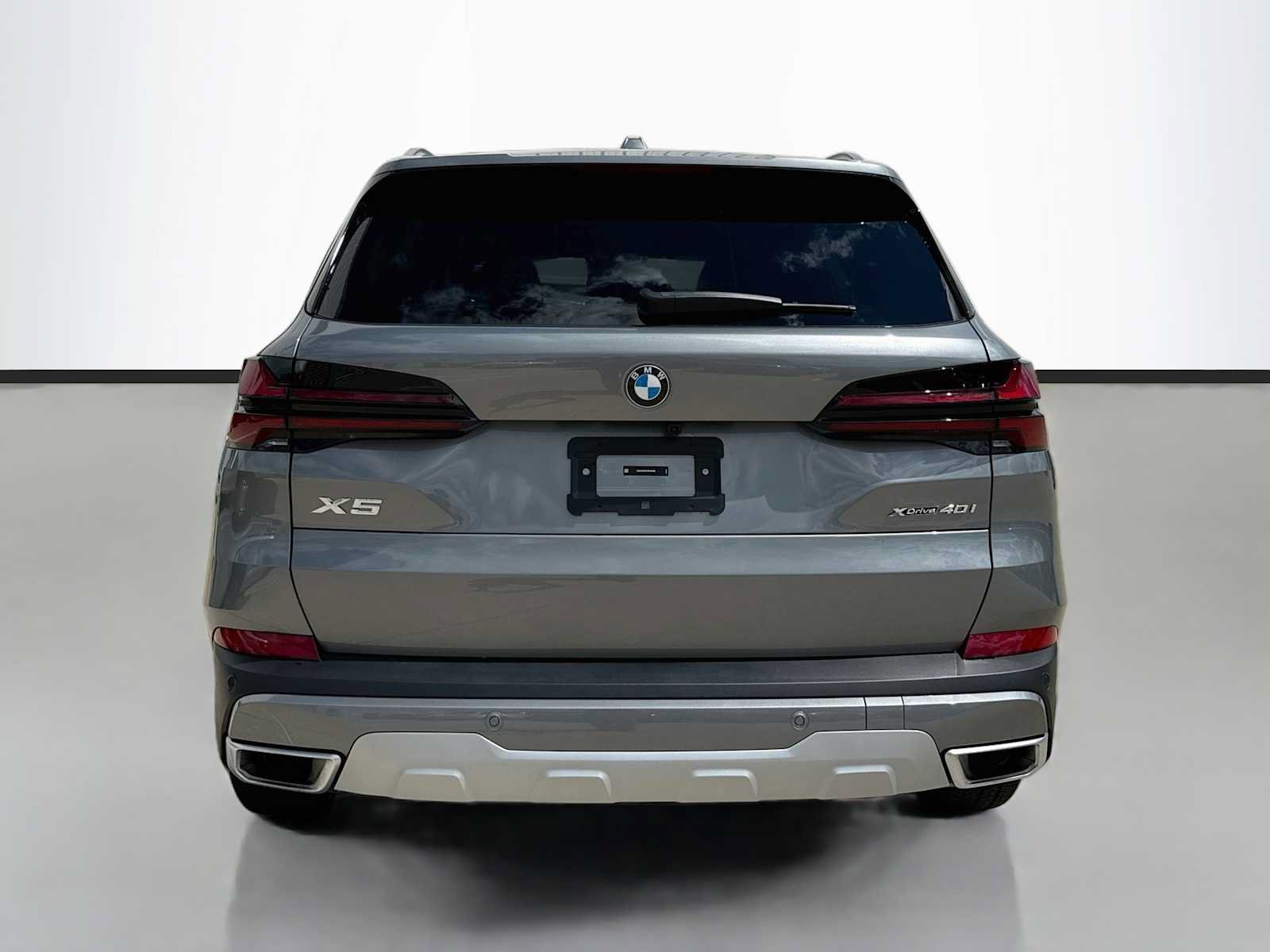 Used 2026 BMW X5 xDrive40i w/ Climate Comfort Package AWD/4WD image 4