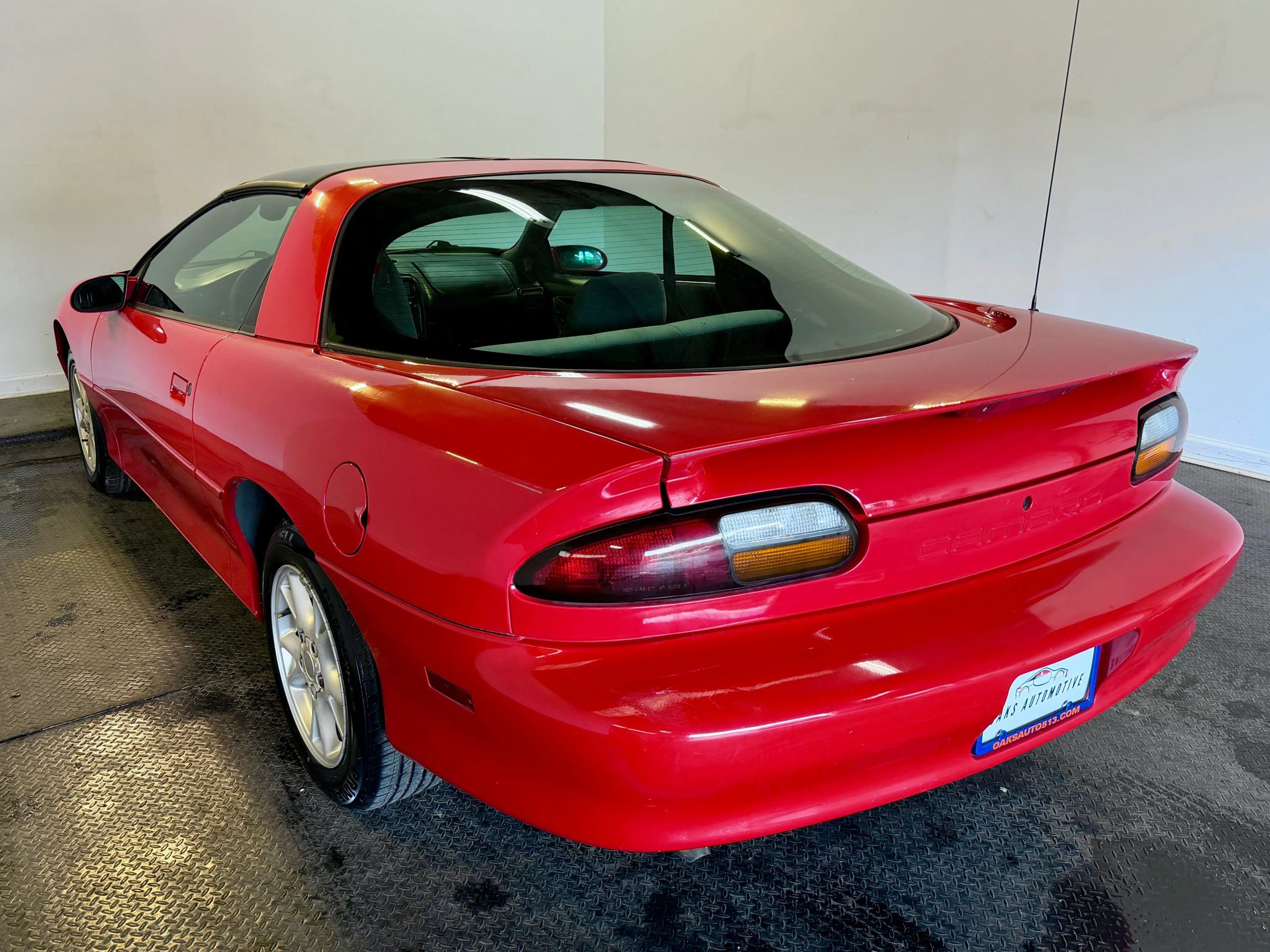 Used 2001 Chevrolet Camaro LT w/ Preferred Equipment Group 1 RWD image 5