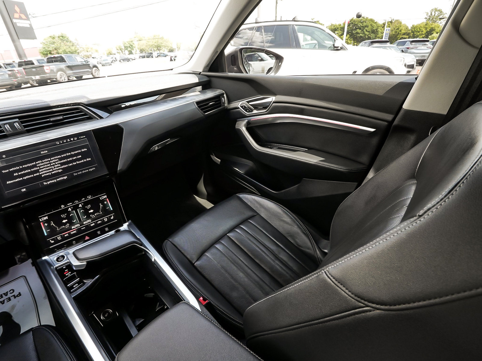 Used 2024 Audi Q8 e-tron Premium Plus w/ Premium Plus Package AWD/4WD image 50