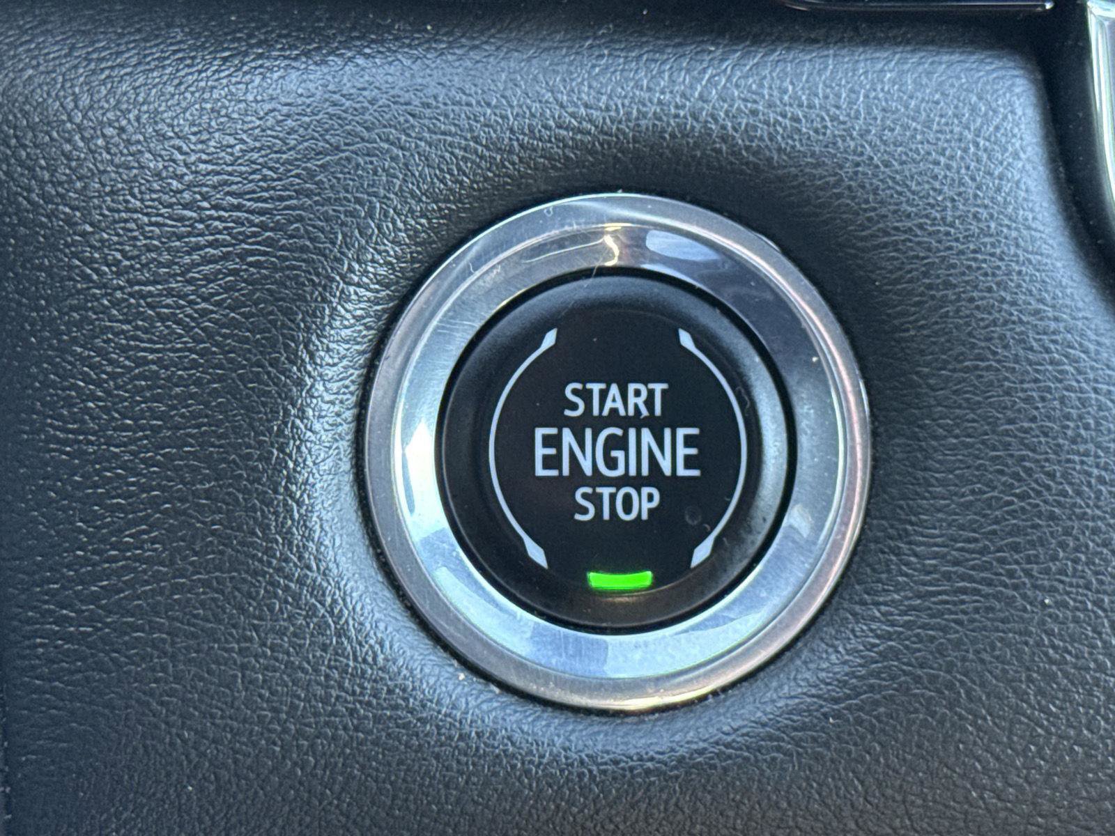 Used 2023 GMC Canyon Elevation w/ Elevation Premium Package image 16