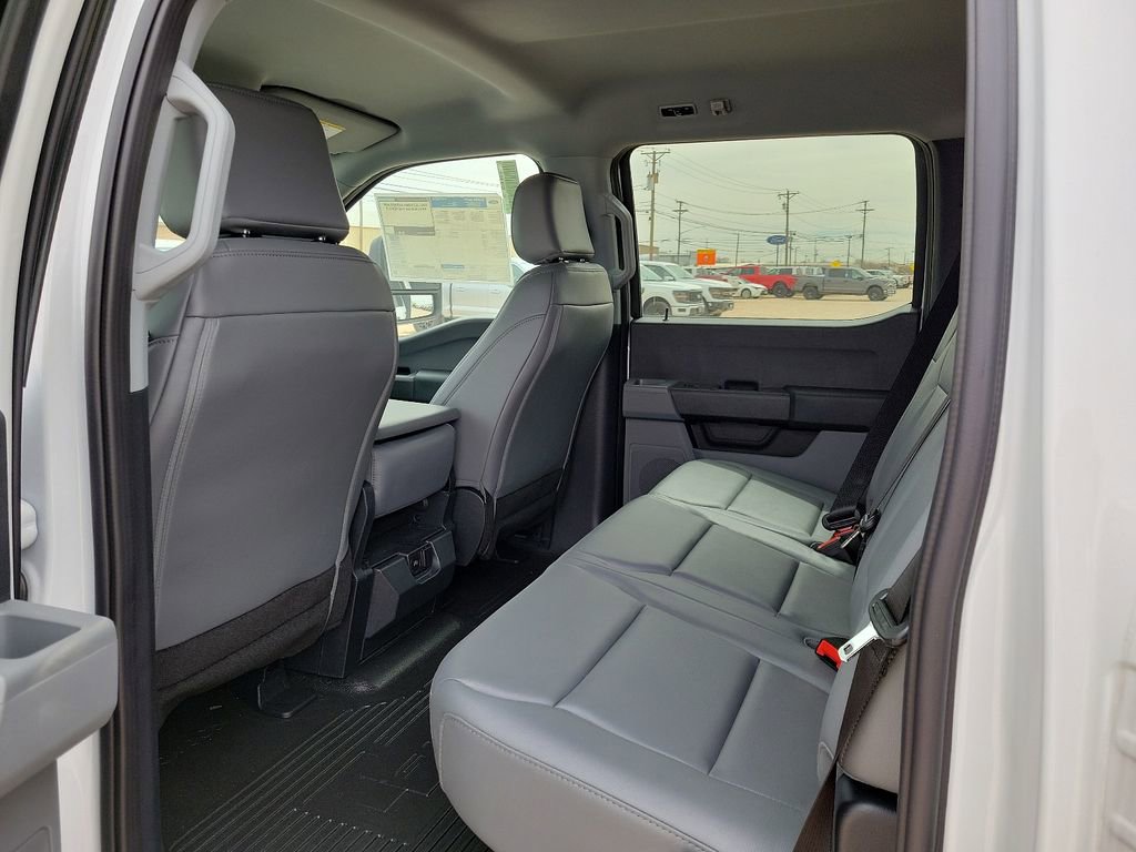 New 2024 Ford F550 4x4 Crew Cab Super Duty image 16