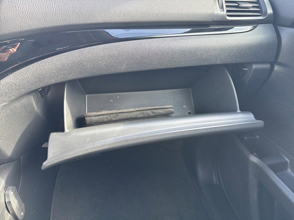 Used 2016 Honda Pilot Touring image 40