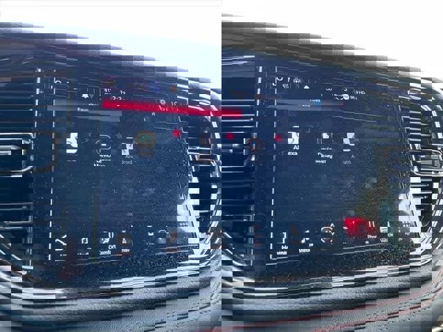 Used 2024 Dodge Durango GT image 18