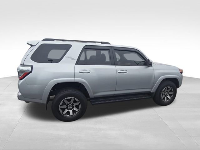 Used 2023 Toyota 4Runner TRD Off-Road AWD/4WD image 9