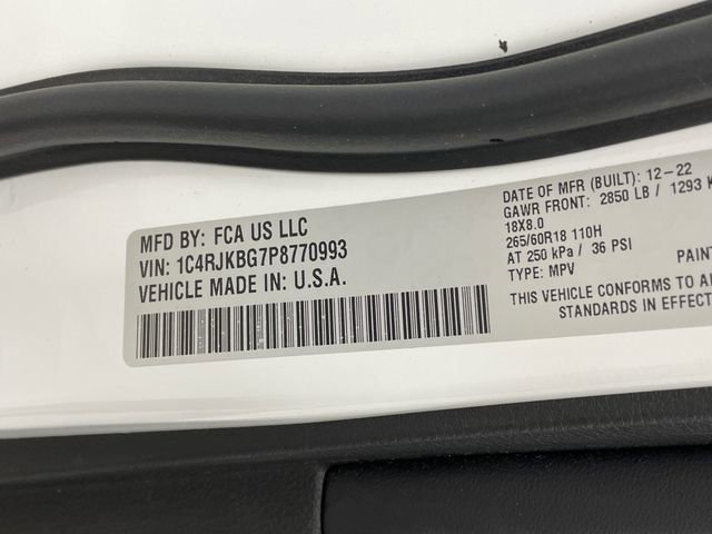 Used 2023 Jeep Grand Cherokee L Limited image 41