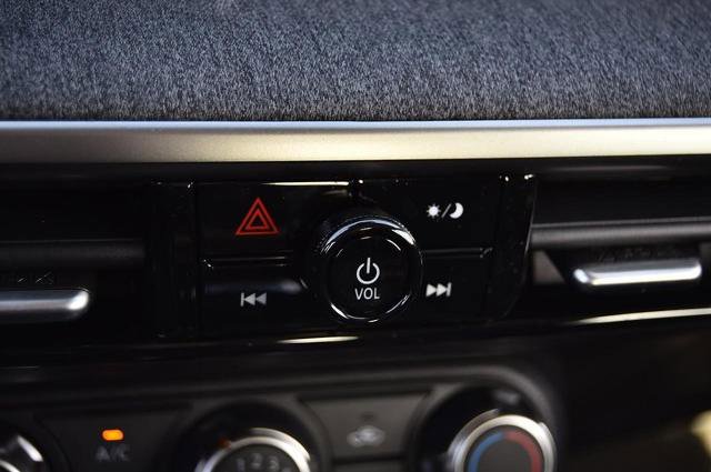 New 2026 Nissan Kicks S image 15